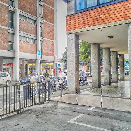 Central City Rooms M09 Apartment Bologna Ngoại thất bức ảnh