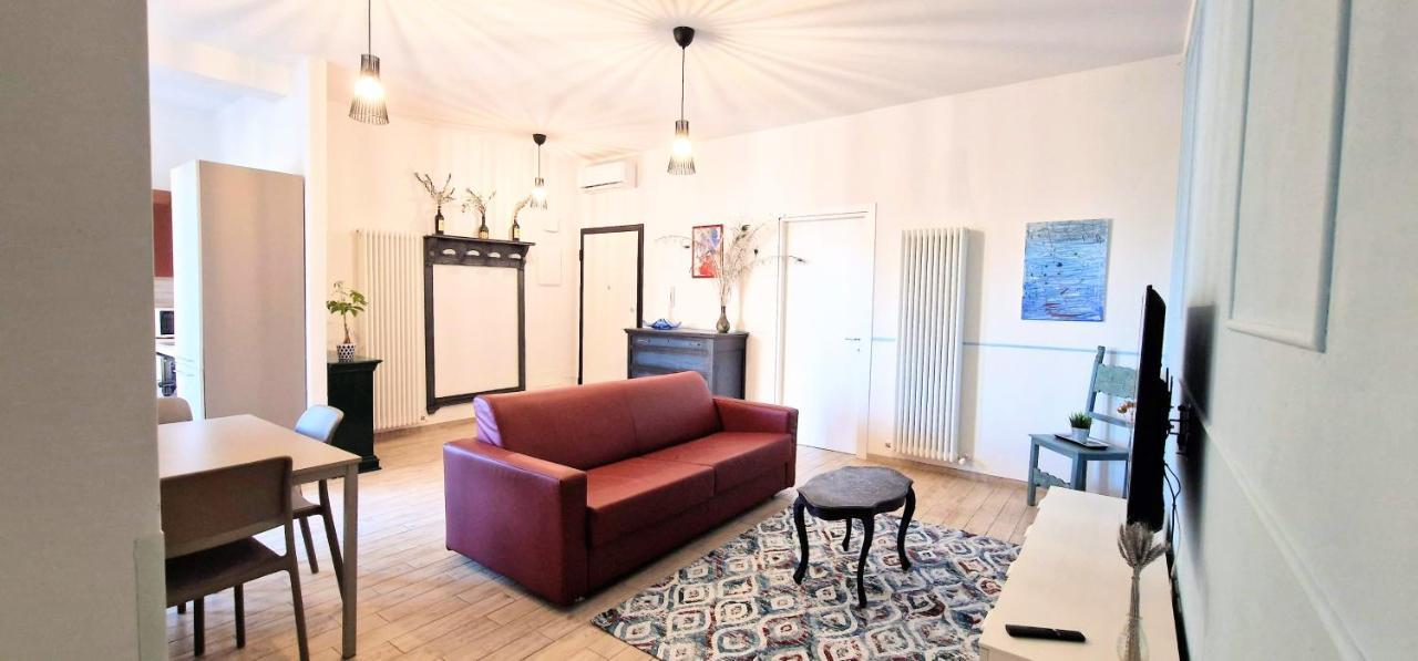 Central City Rooms M09 Apartment Bologna Ngoại thất bức ảnh