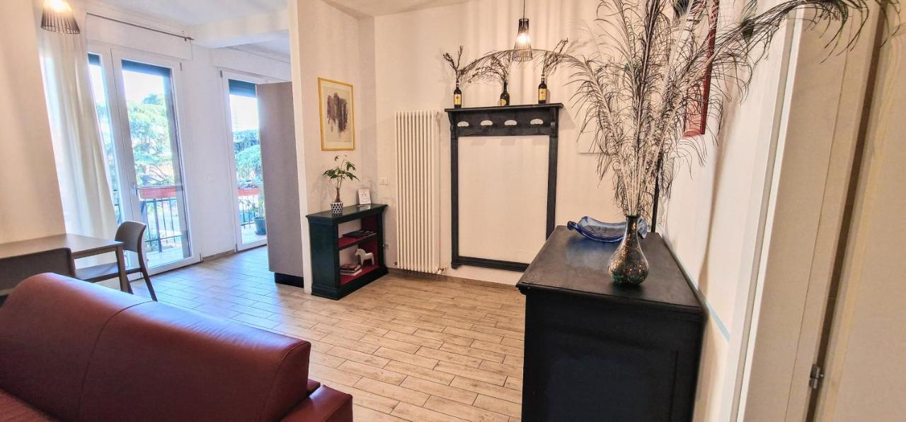 Central City Rooms M09 Apartment Bologna Ngoại thất bức ảnh