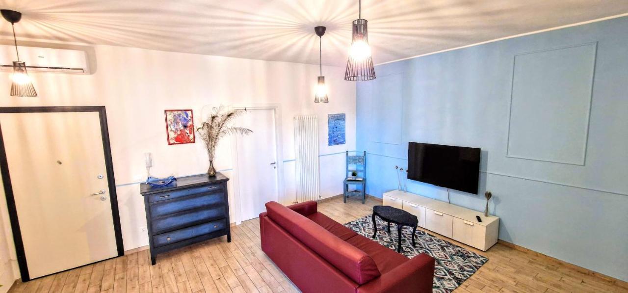 Central City Rooms M09 Apartment Bologna Ngoại thất bức ảnh