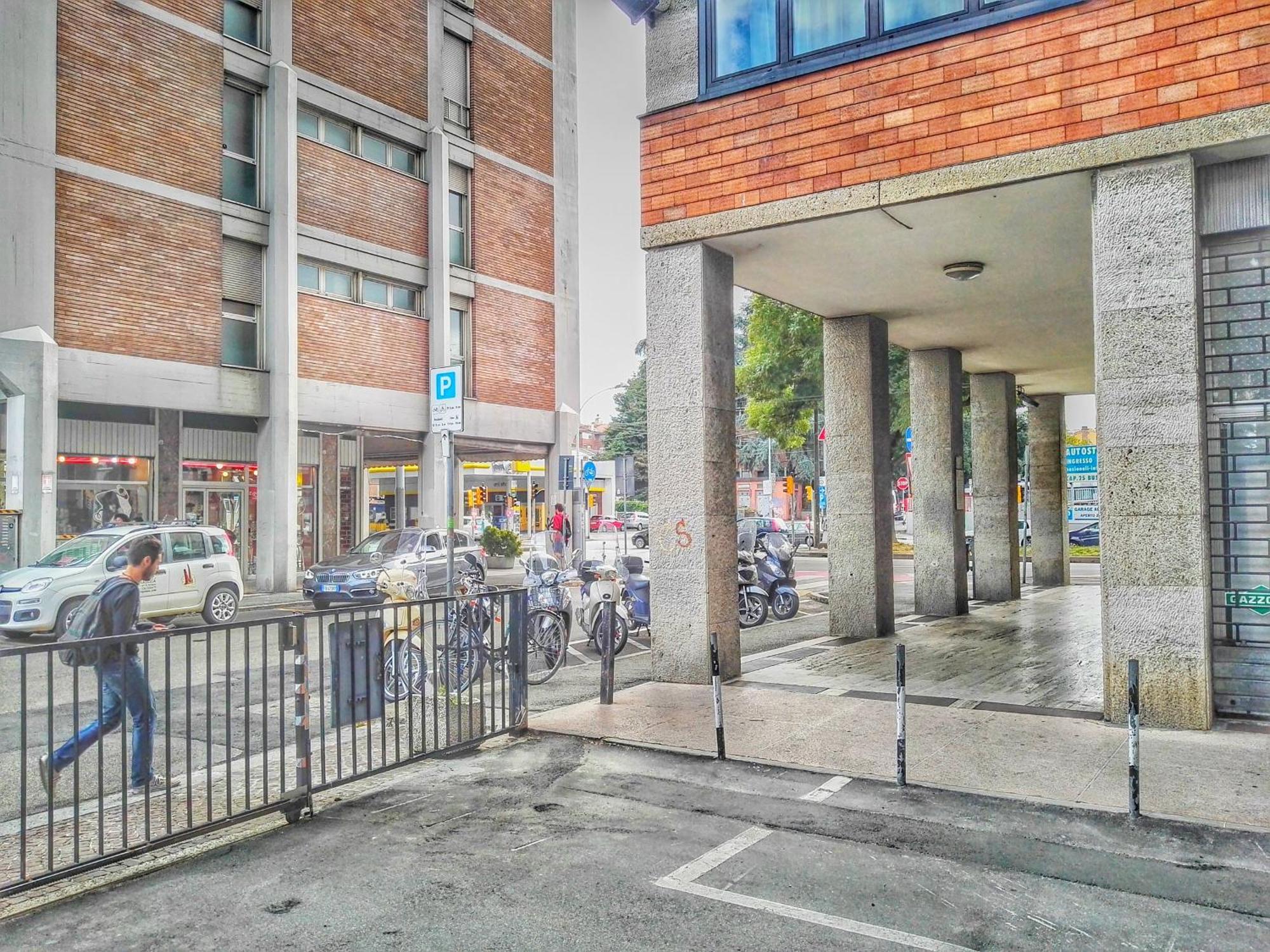 Central City Rooms M09 Apartment Bologna Ngoại thất bức ảnh